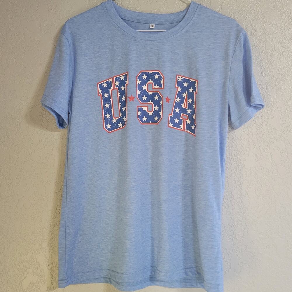Boutique Women's Small USA Flag Short Sleeve T-Shirt